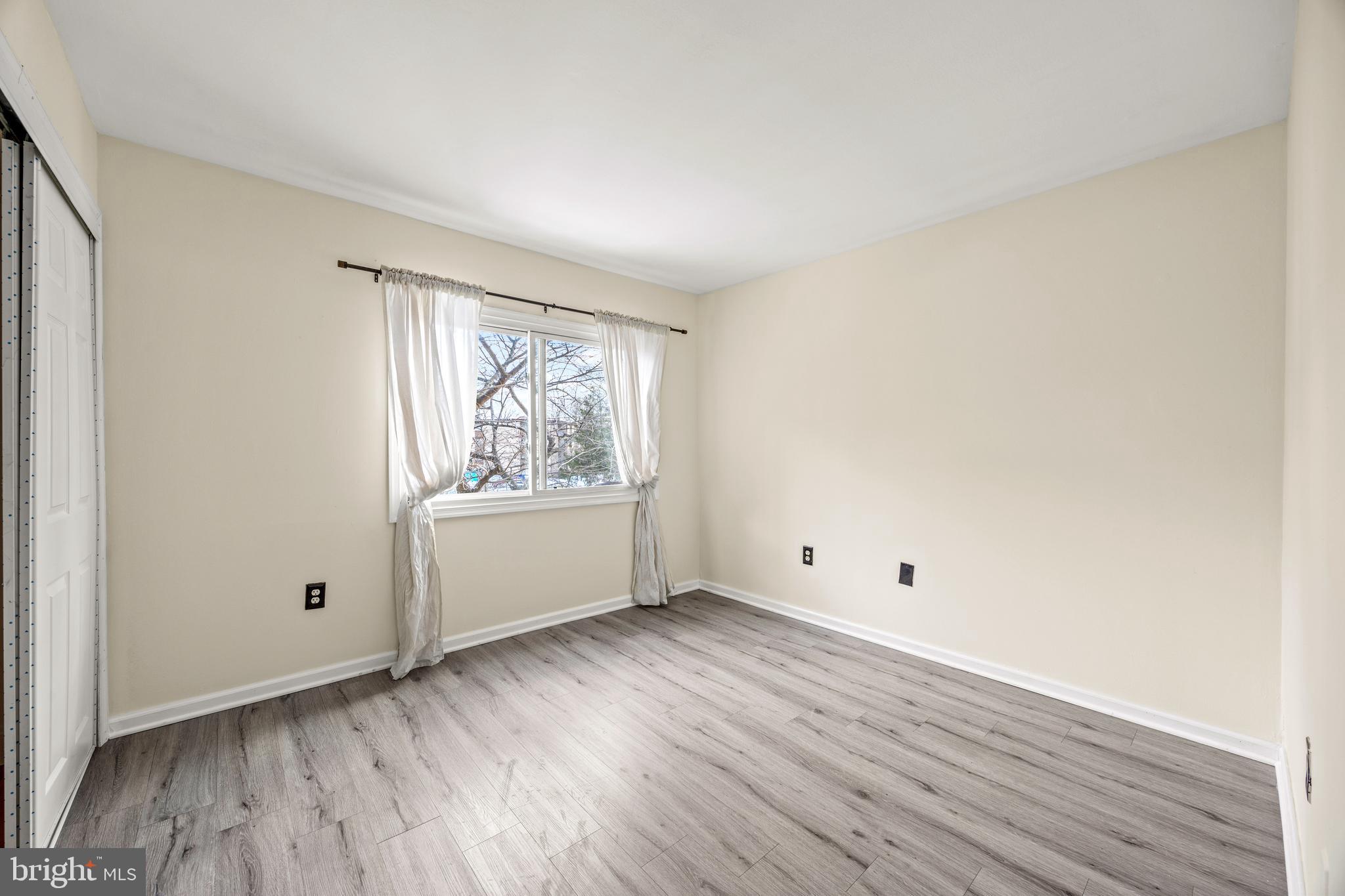 FAIRWAYS - Residential