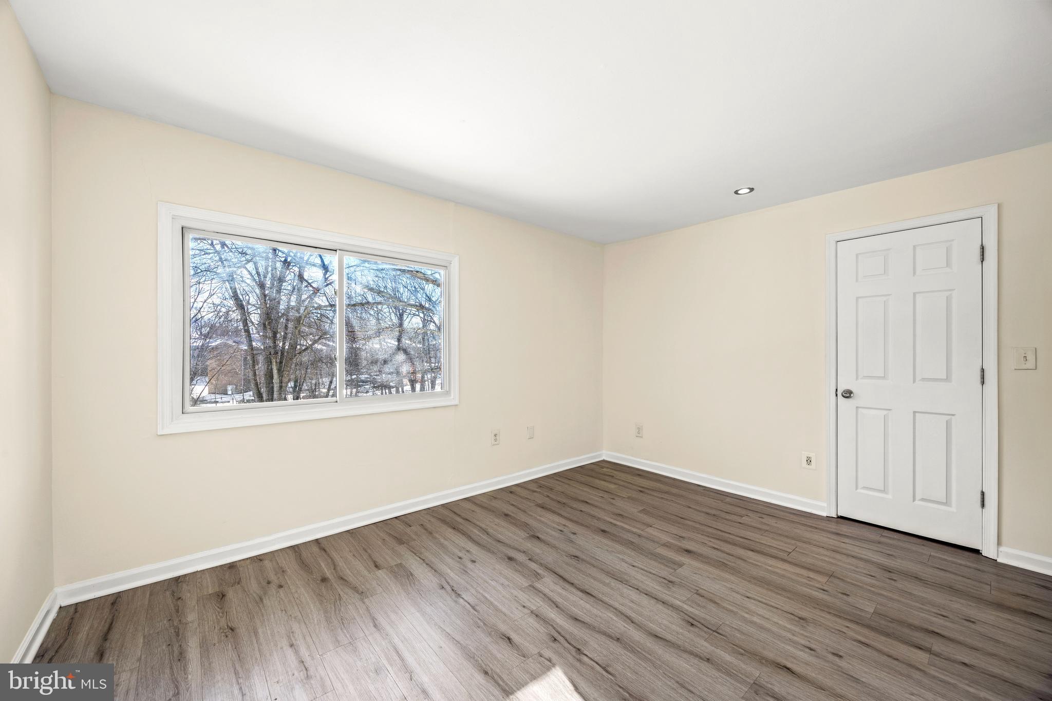 FAIRWAYS - Residential