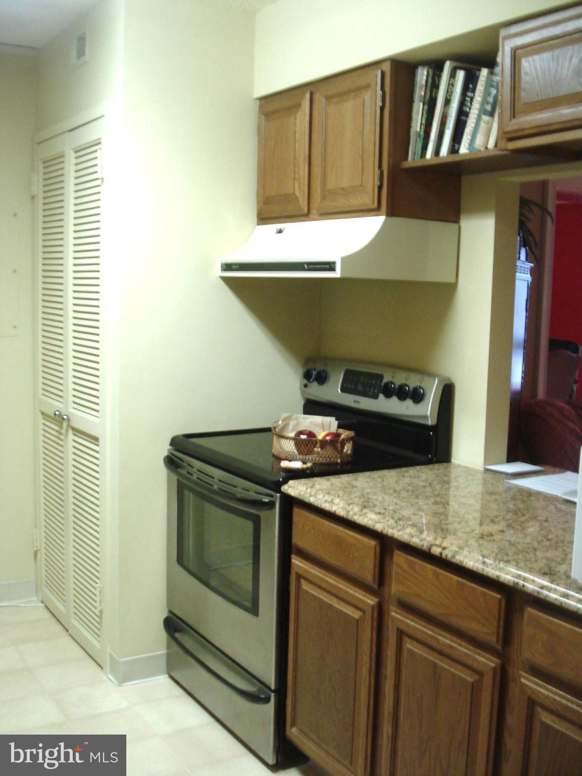 ENCORE OF MCLEAN - Residential Lease