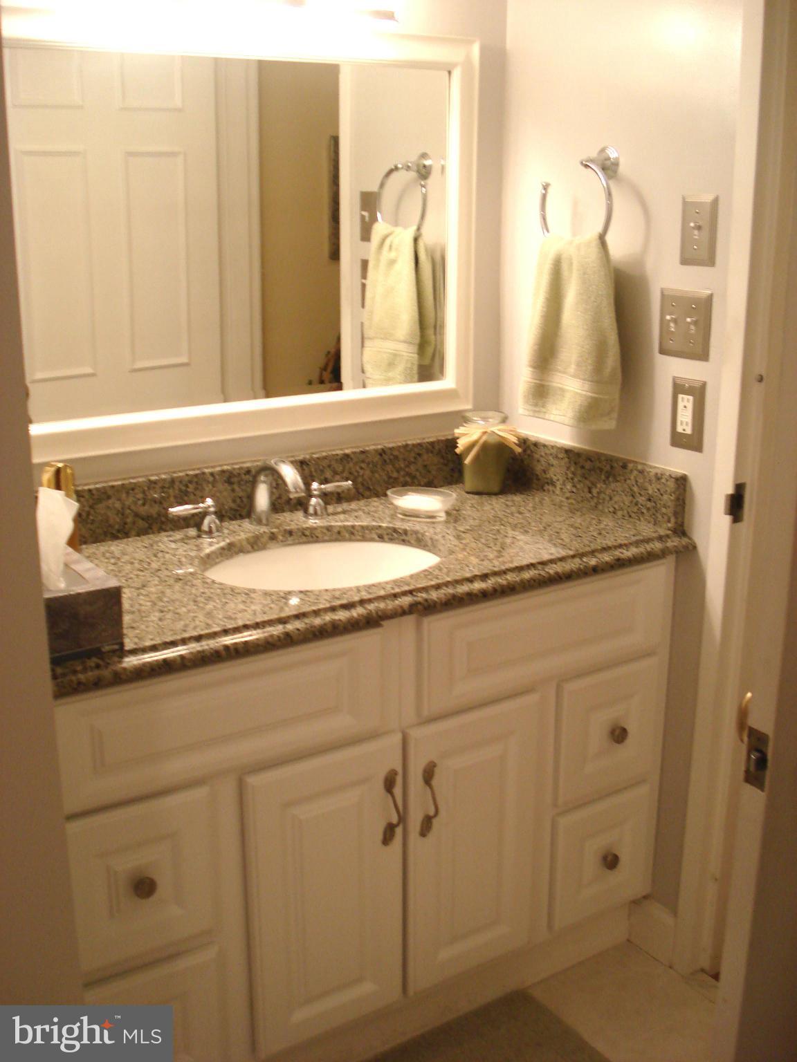 ENCORE OF MCLEAN - Residential Lease