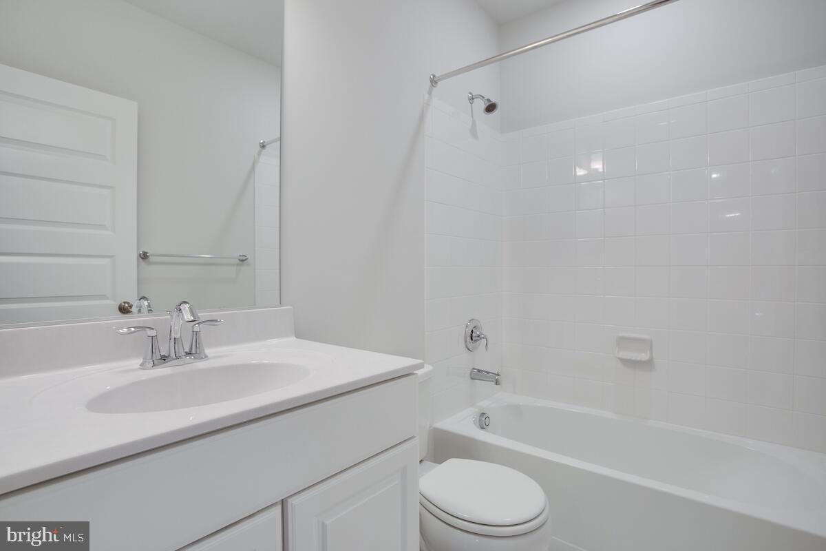 VILLAGES OF SAVANNAH - Residential