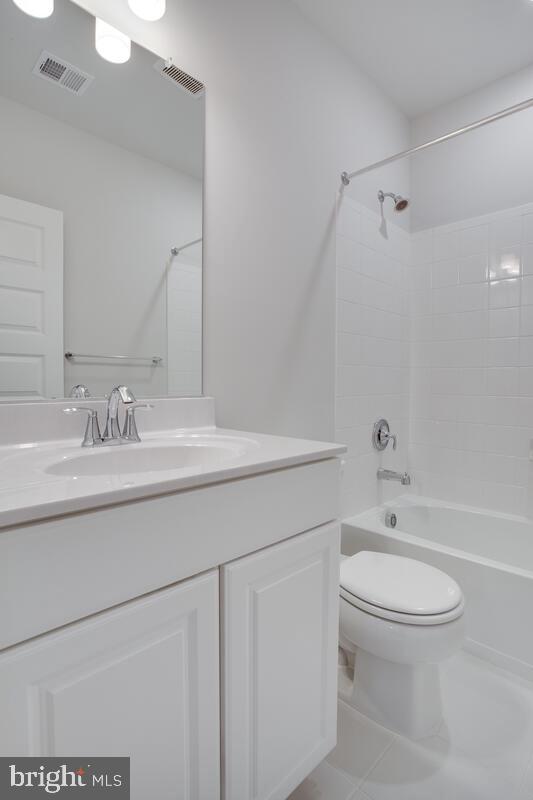 VILLAGES OF SAVANNAH - Residential