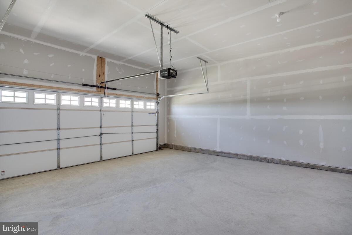 VILLAGES OF SAVANNAH - Residential