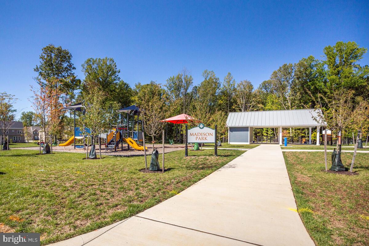 VILLAGES OF SAVANNAH - Residential