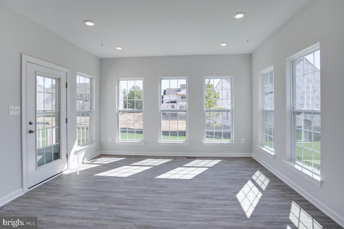 VILLAGES OF SAVANNAH - Residential