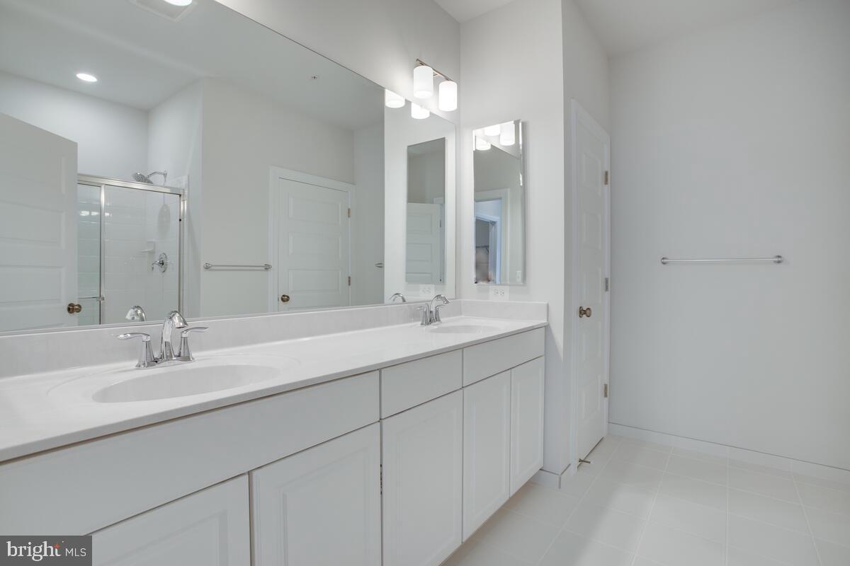 VILLAGES OF SAVANNAH - Residential