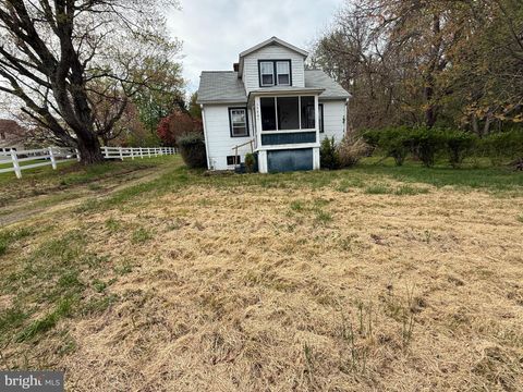 15901 RIVER ROAD POOLESVILLE MD 20837