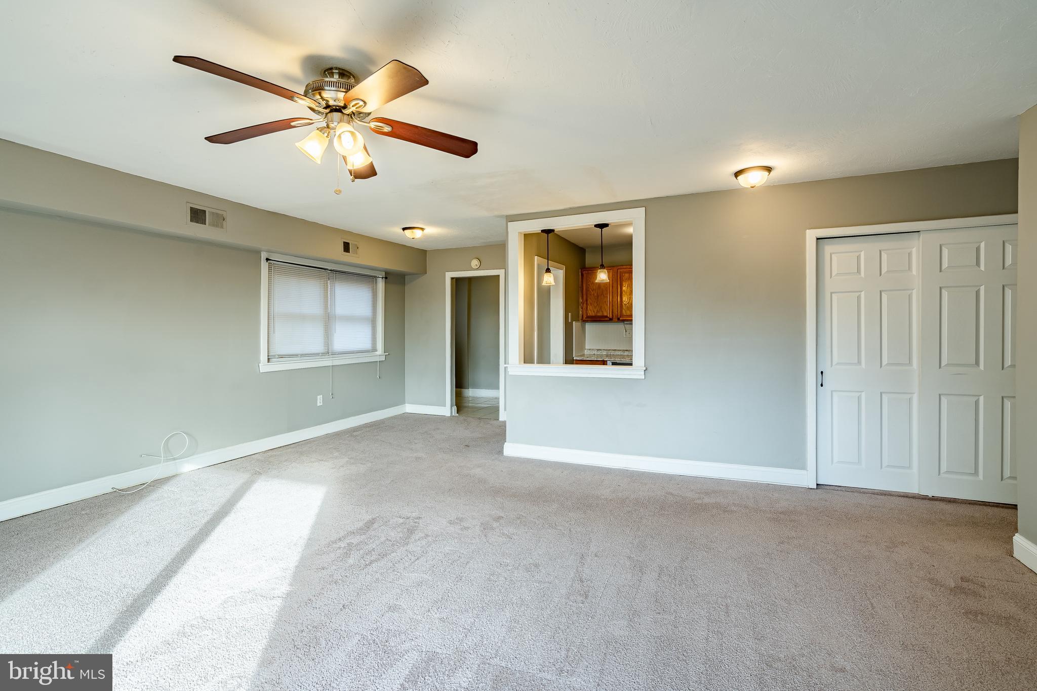 THE MEADOWS - Residential Lease