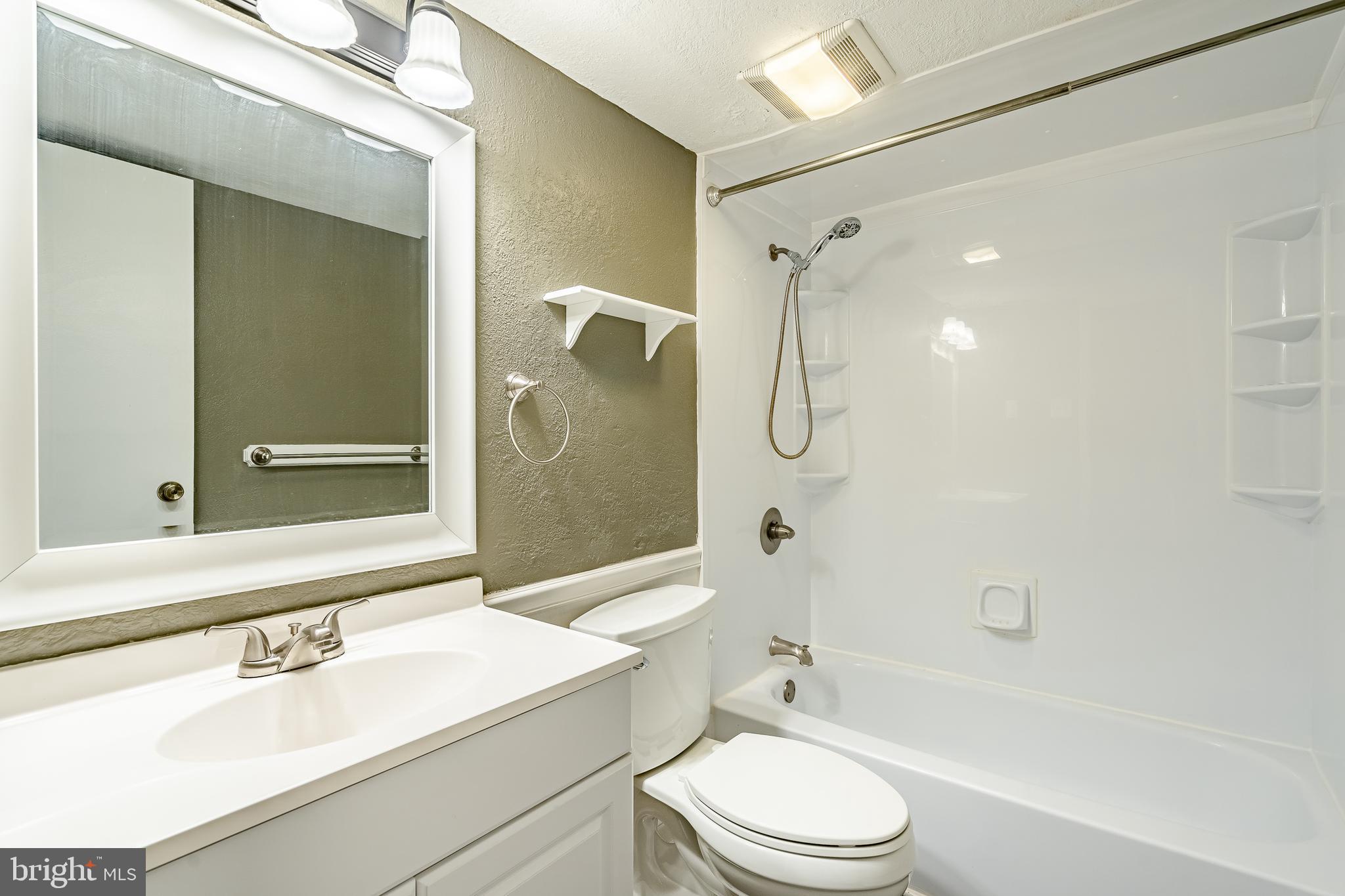 THE MEADOWS - Residential Lease