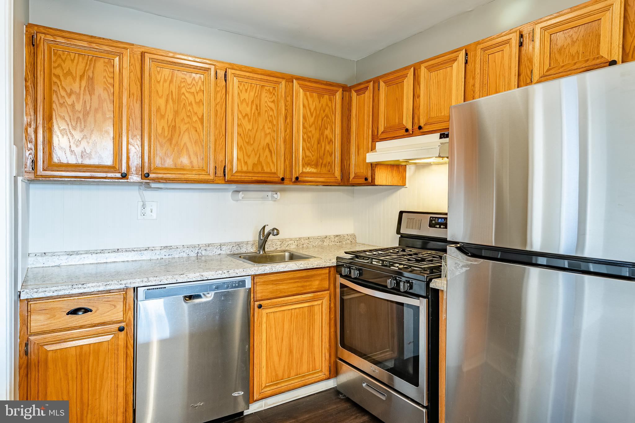 THE MEADOWS - Residential Lease