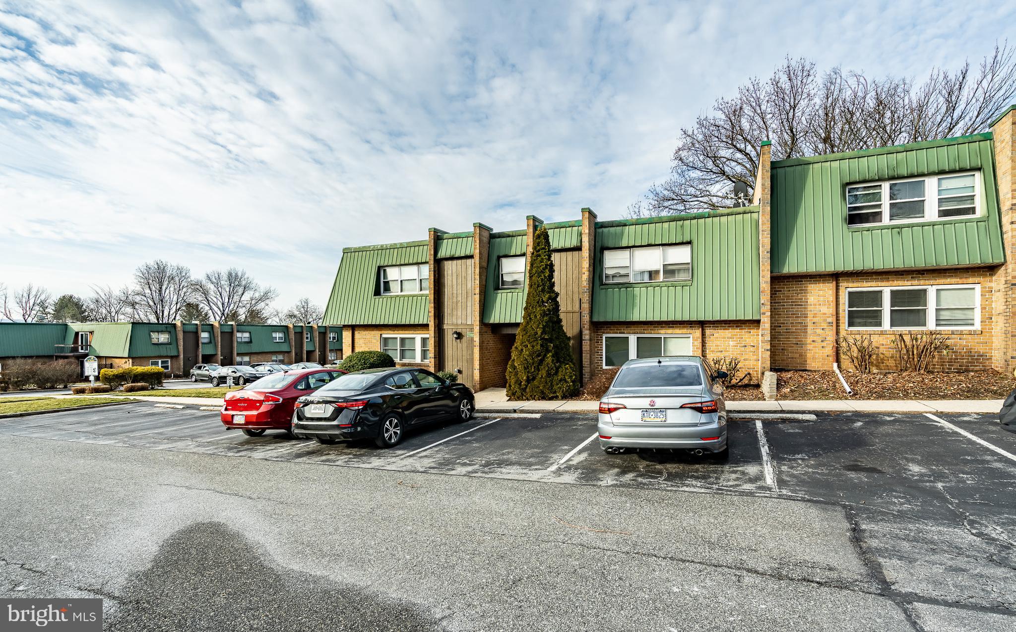 THE MEADOWS - Residential Lease