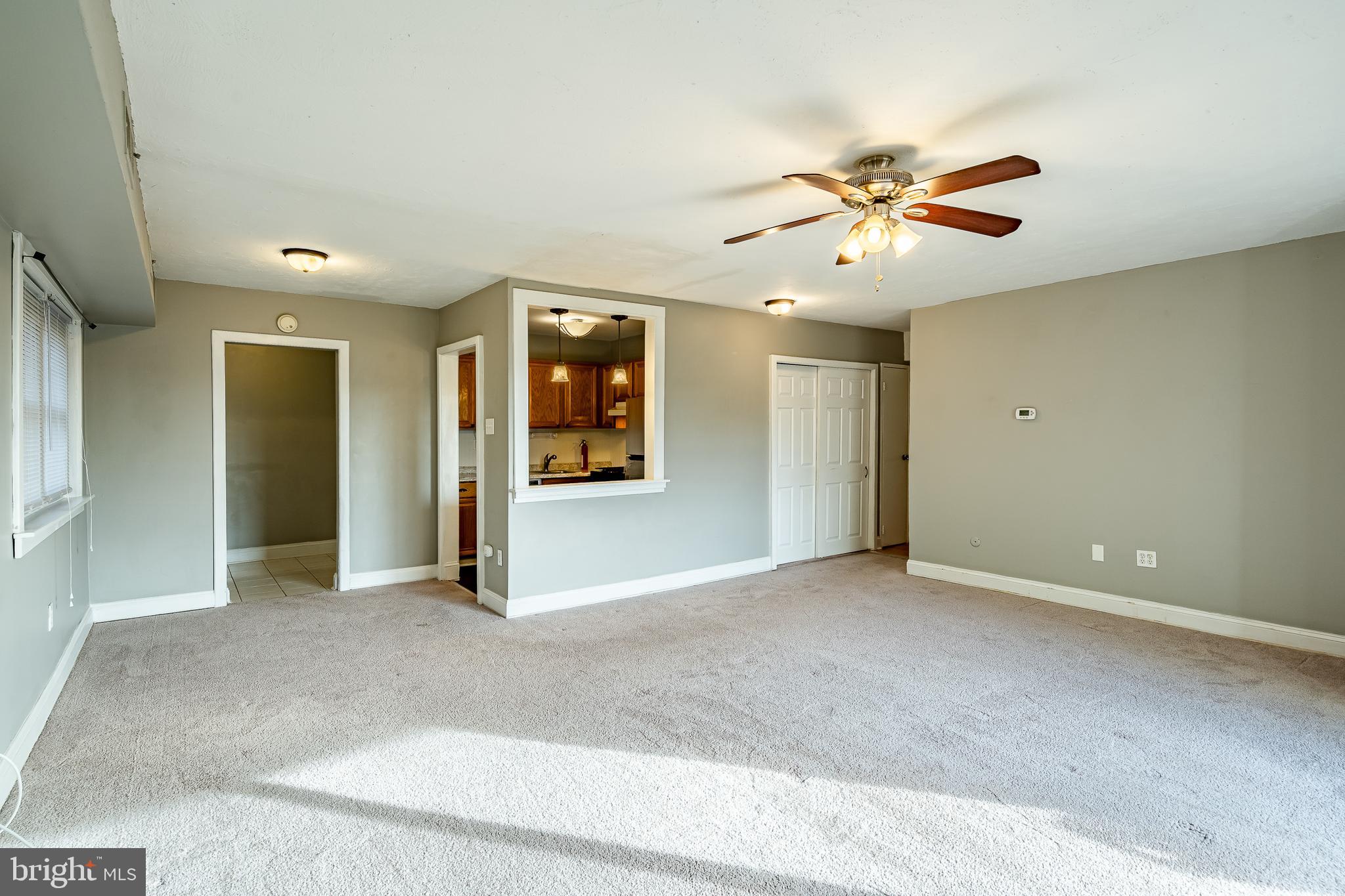 THE MEADOWS - Residential Lease