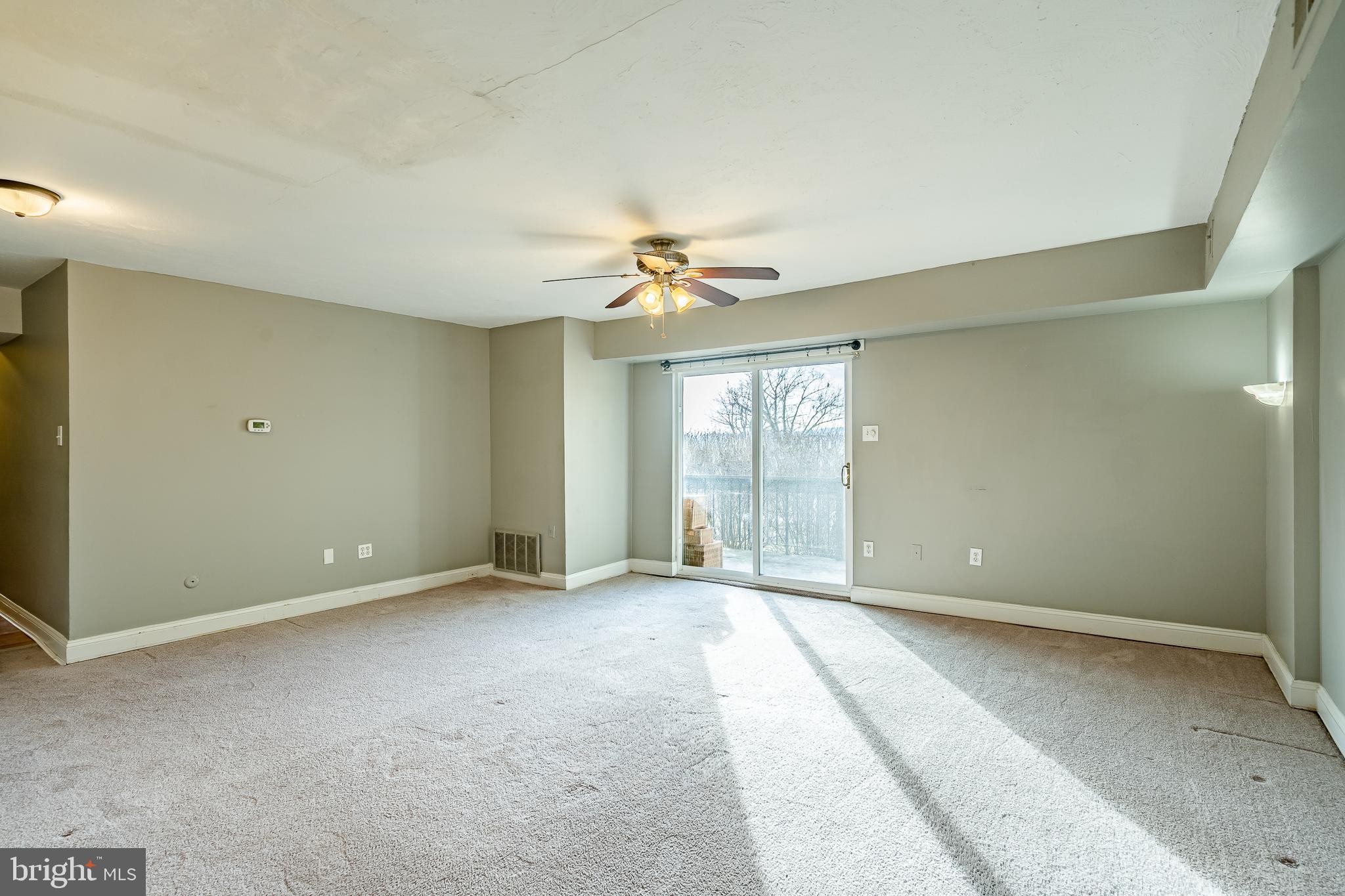 THE MEADOWS - Residential Lease