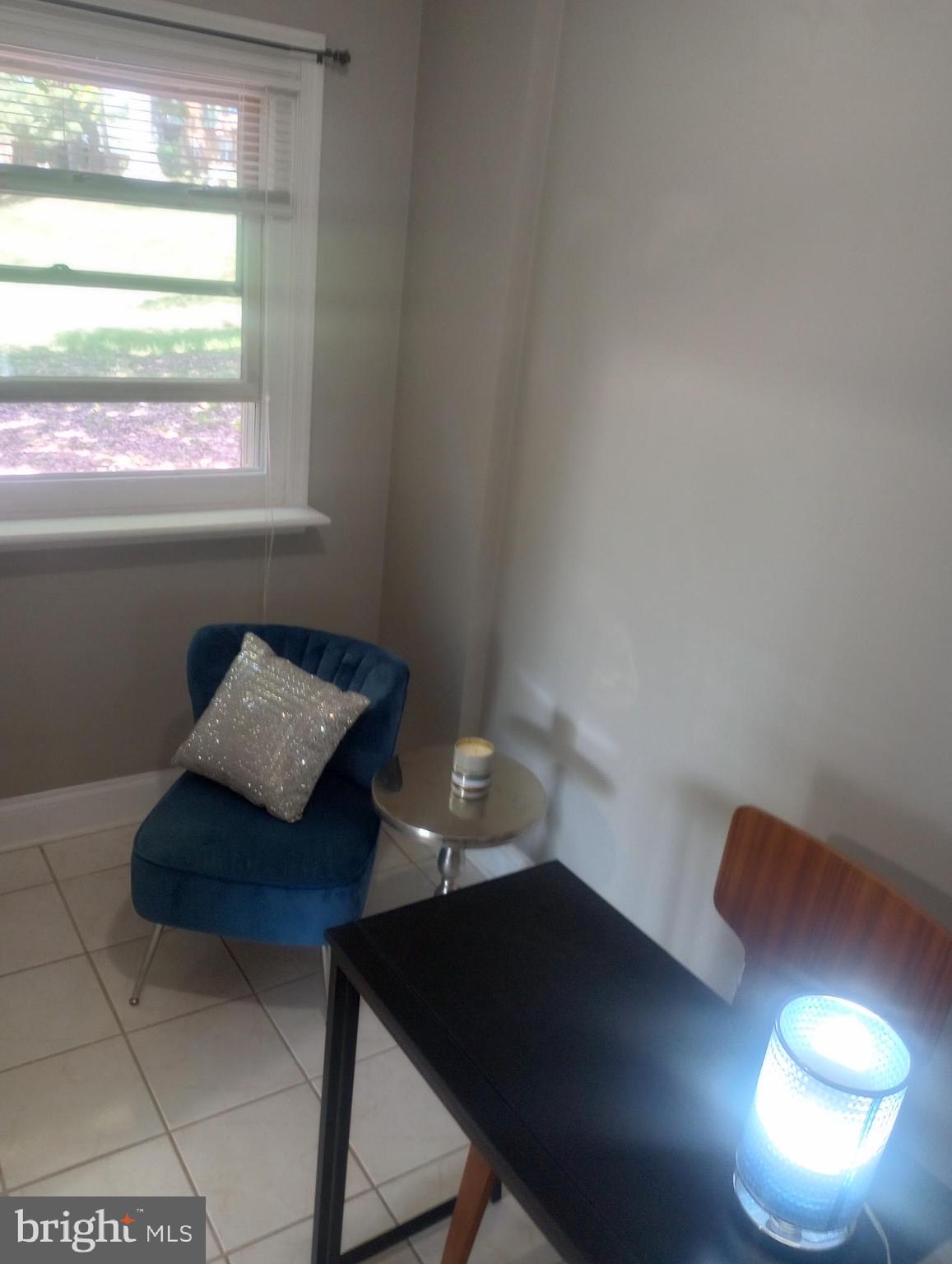 THE MEADOWS - Residential Lease