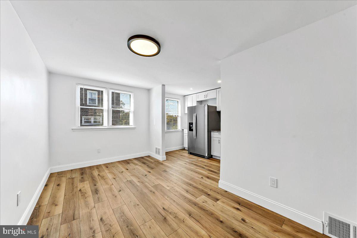 LANSDOWNE PARK - Residential