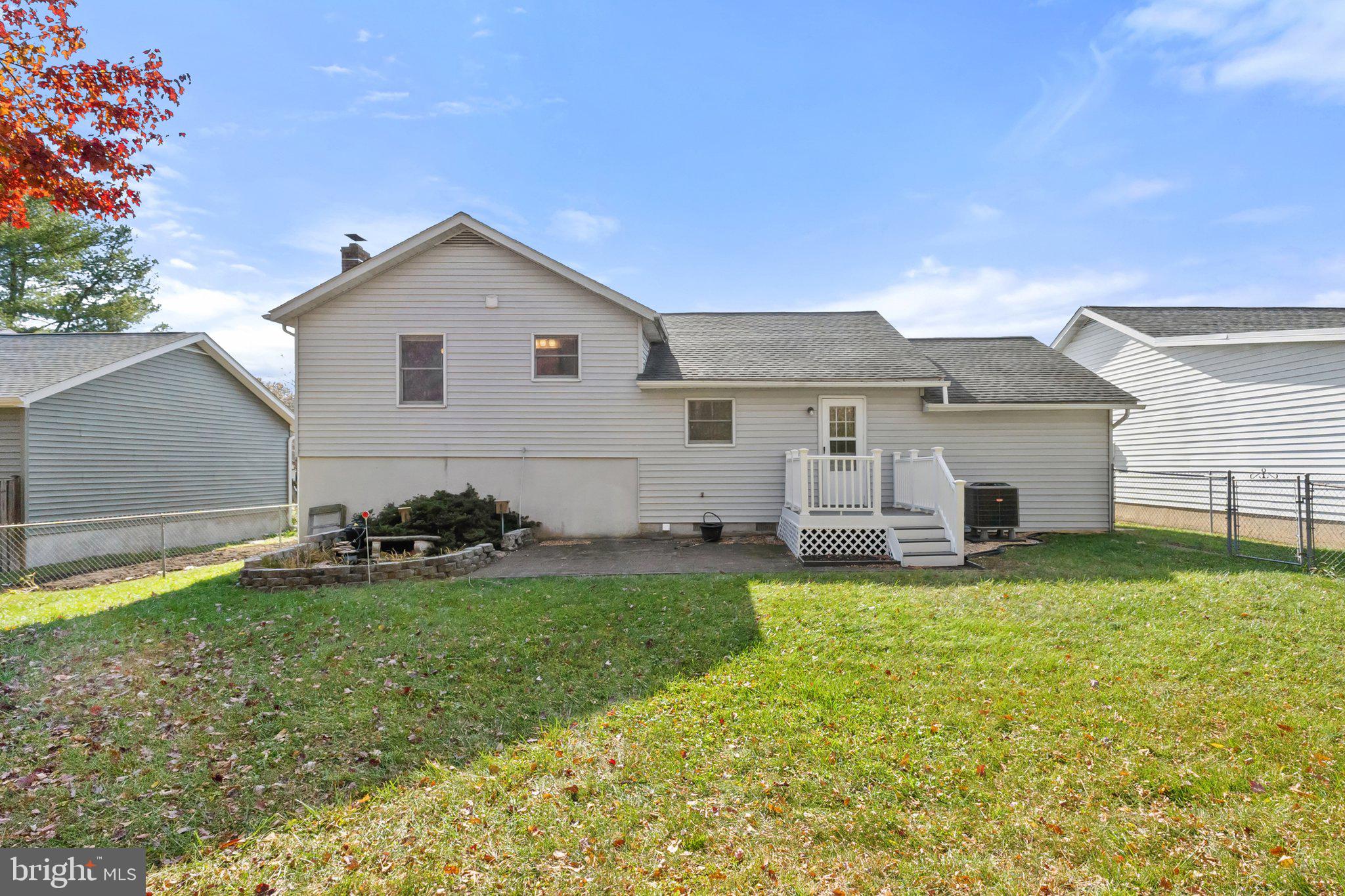 PATRICK HENRY ESTATES - Residential