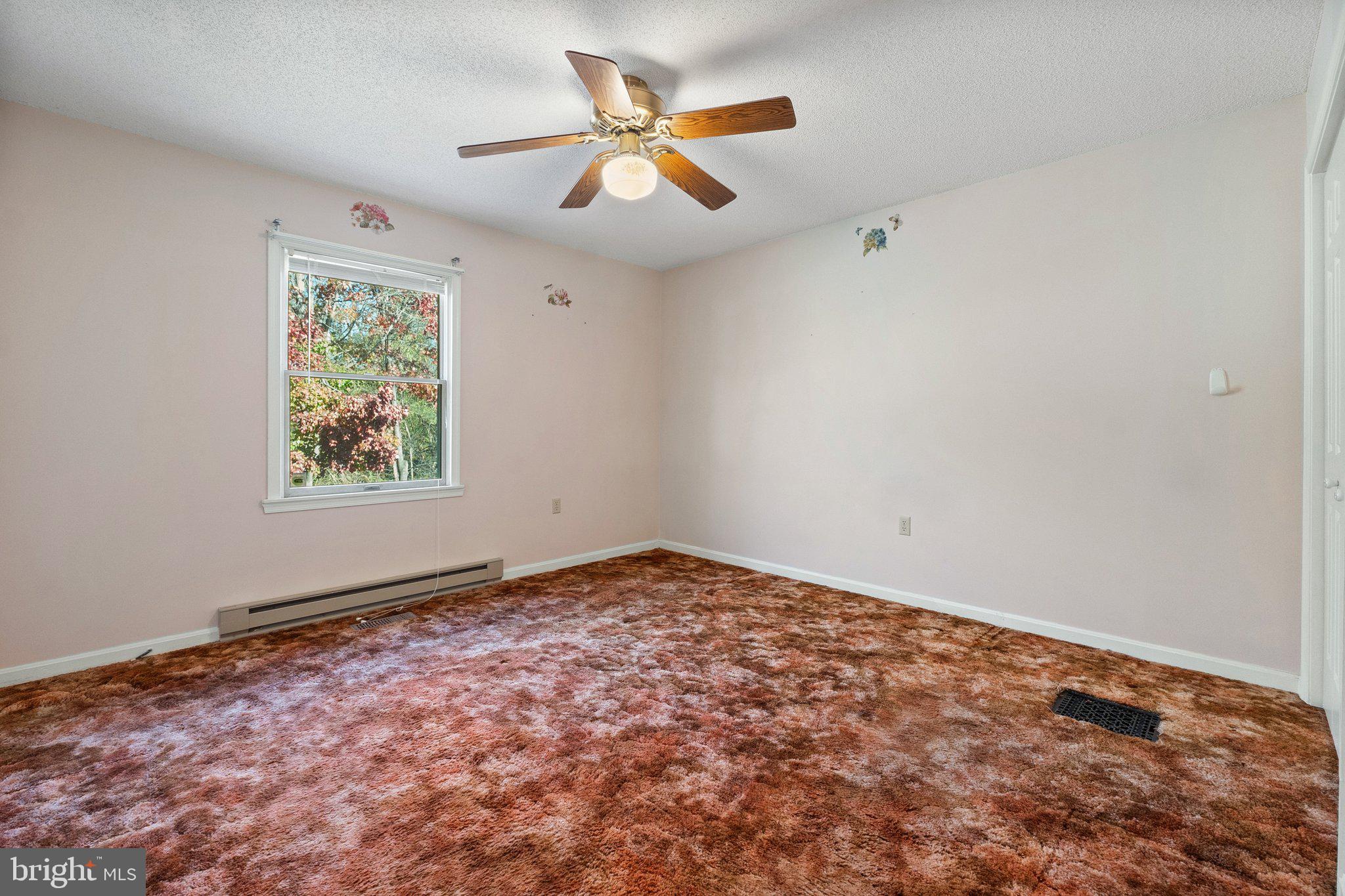 PATRICK HENRY ESTATES - Residential