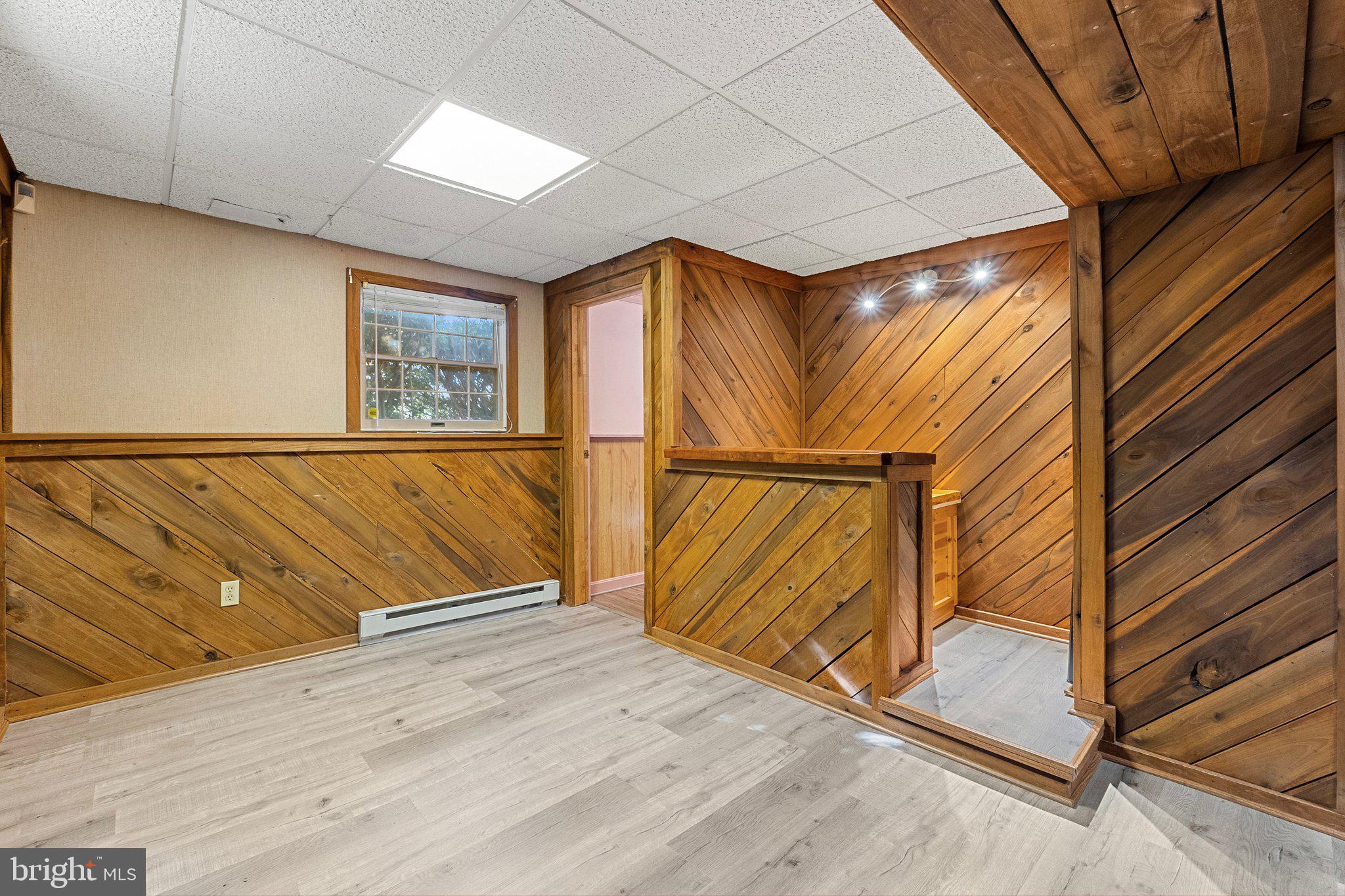 PATRICK HENRY ESTATES - Residential