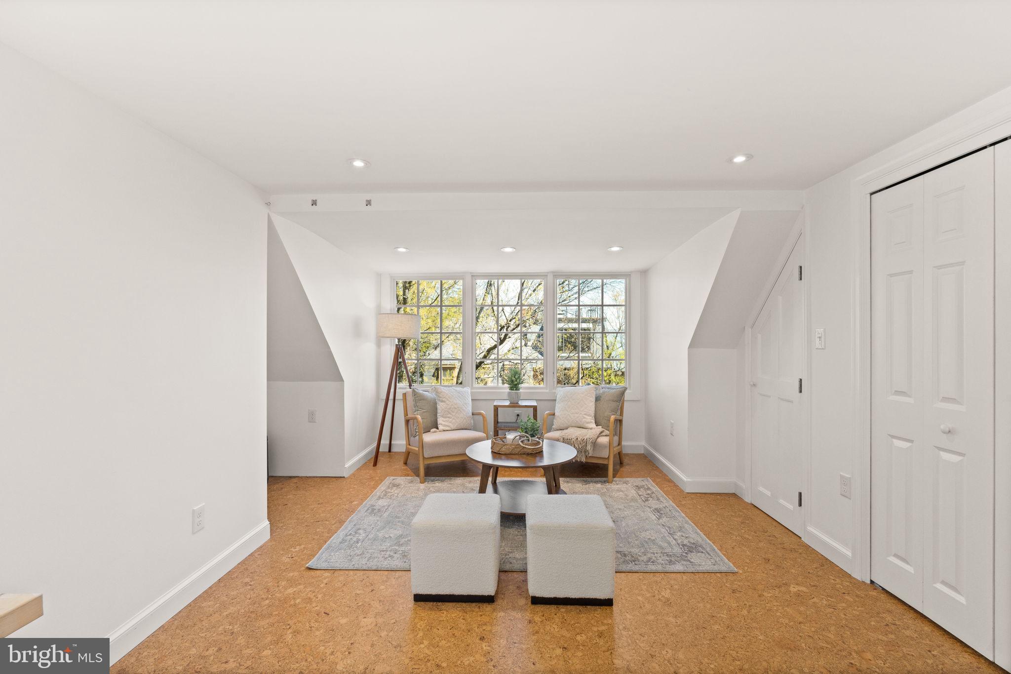 BRANDT TOWNHOUSE - Residential Lease