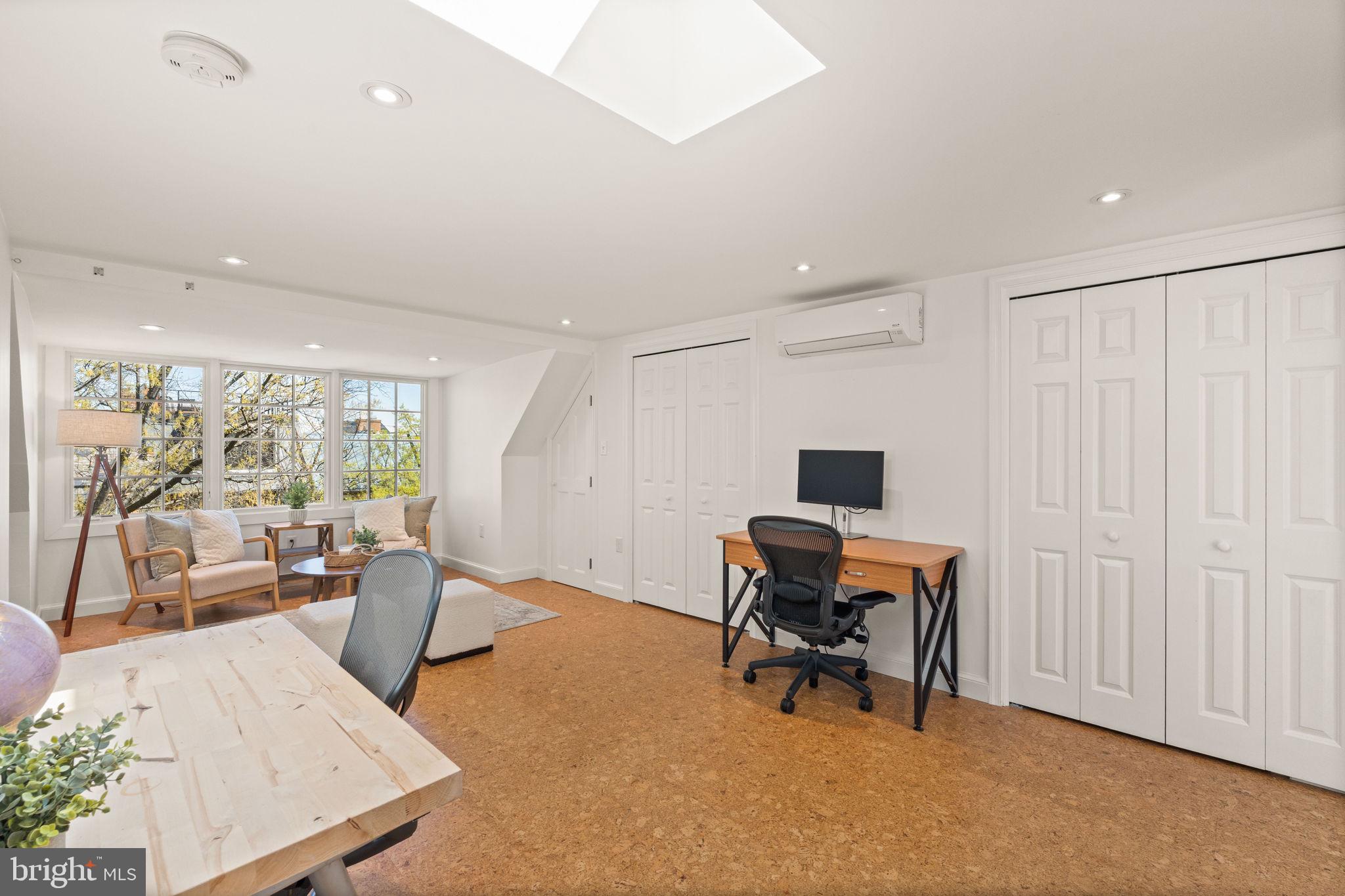 BRANDT TOWNHOUSE - Residential Lease