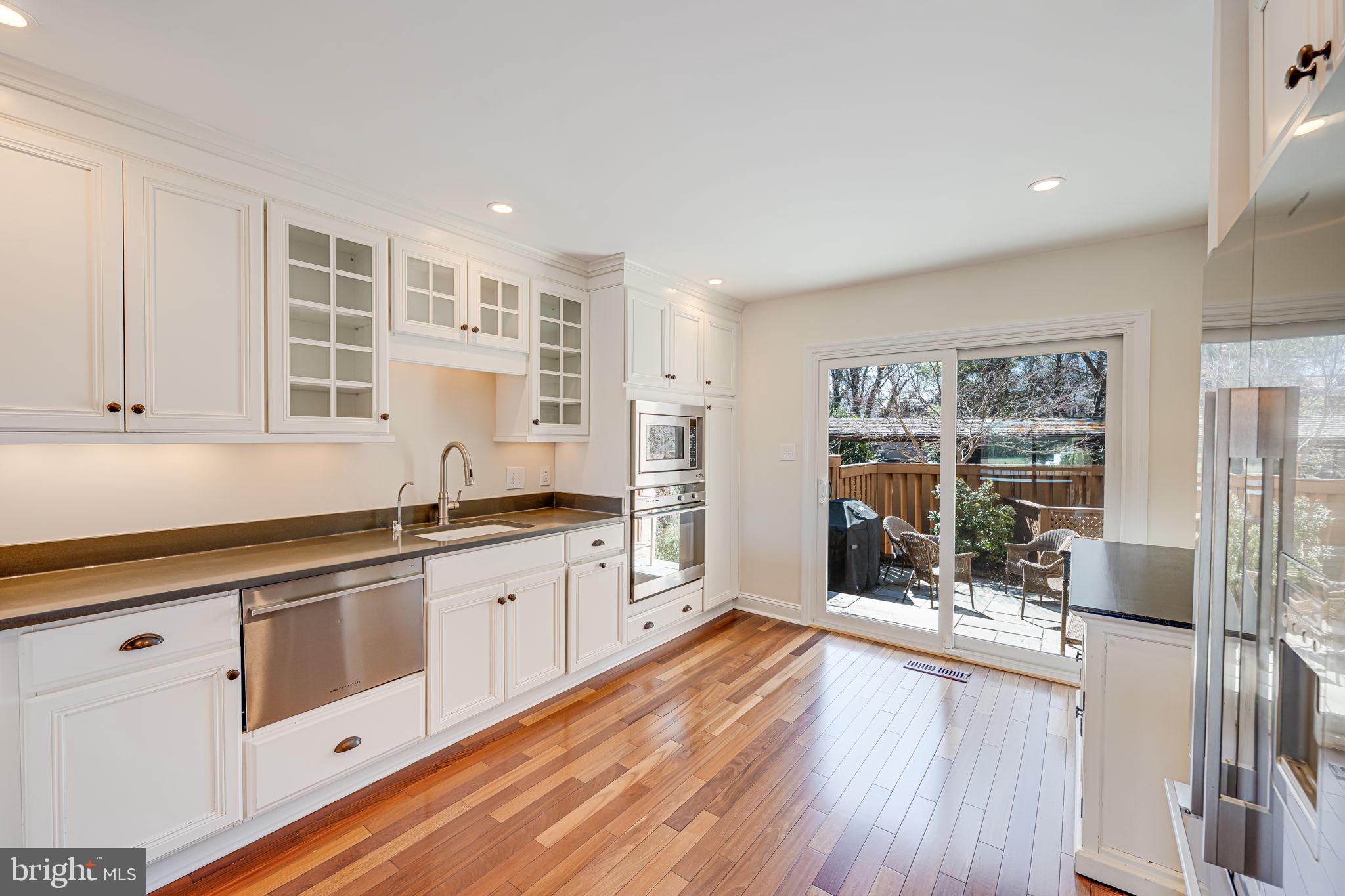 RESTON - Residential Lease
