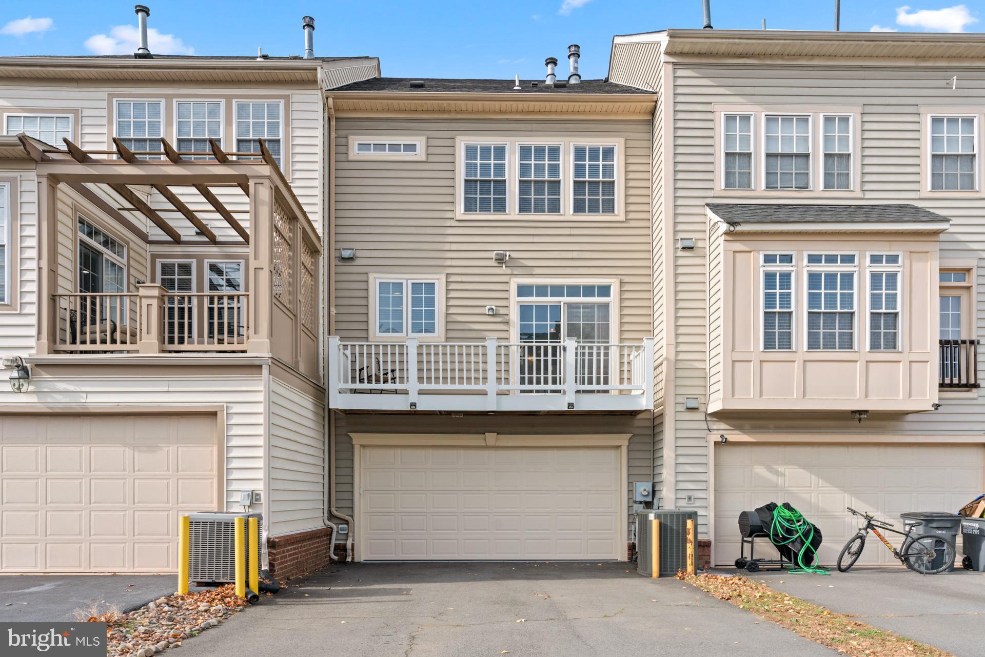 NEW BRISTOW VILLAGE - Residential