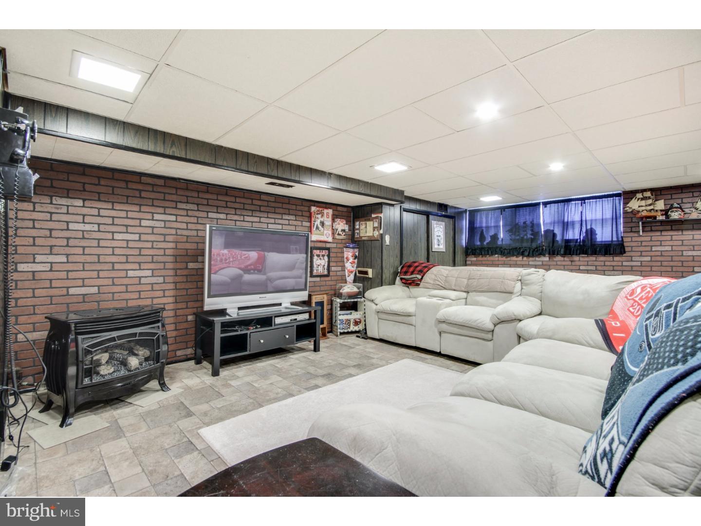 BUSTLETON - Residential
