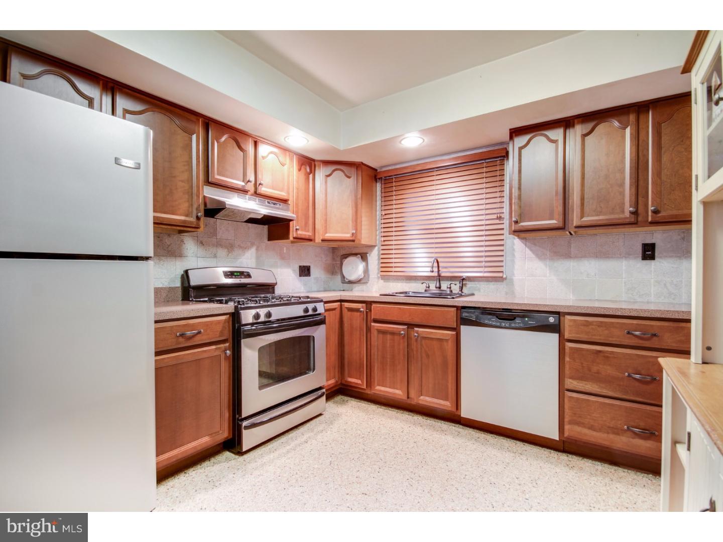 BUSTLETON - Residential