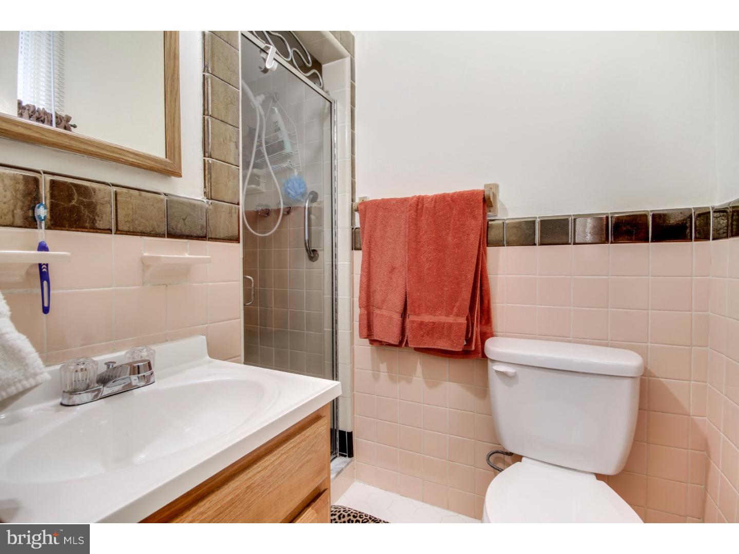 BUSTLETON - Residential