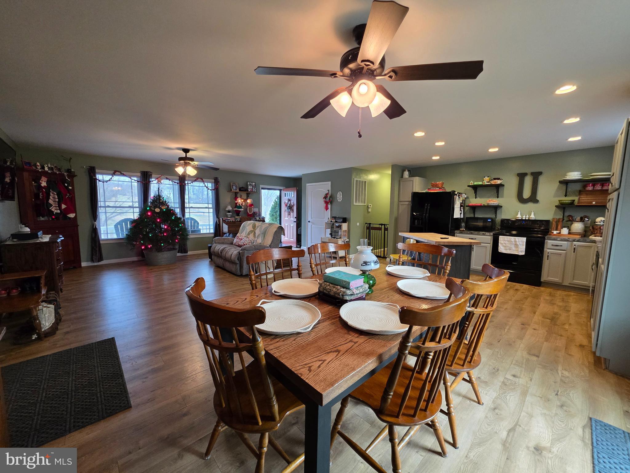 CRESCENT ORCHARDS - Residential