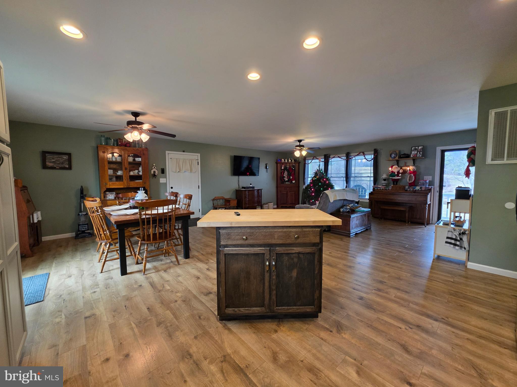 CRESCENT ORCHARDS - Residential