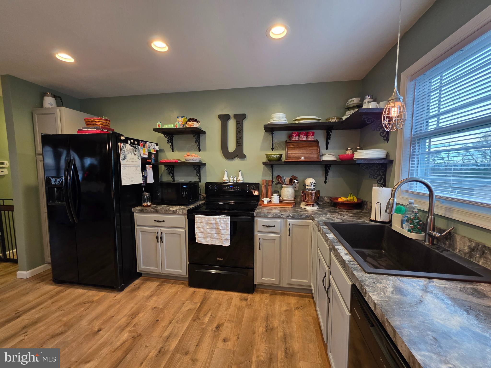 CRESCENT ORCHARDS - Residential