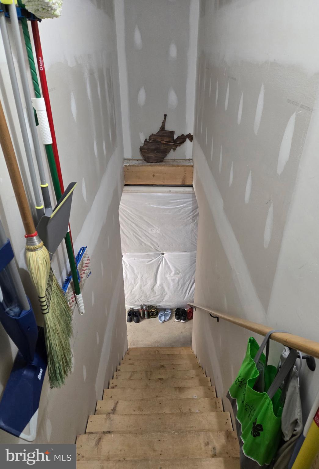 CRESCENT ORCHARDS - Residential