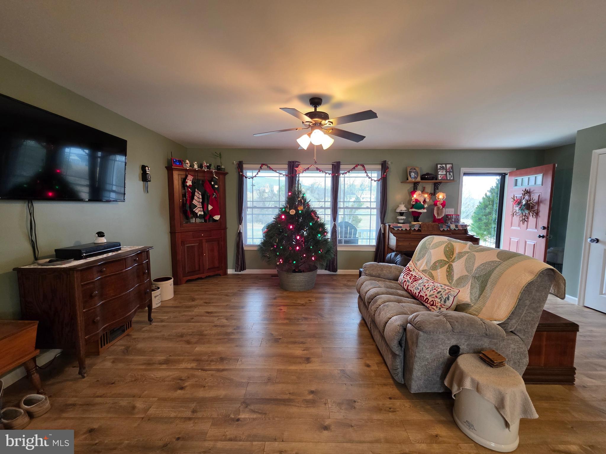 CRESCENT ORCHARDS - Residential