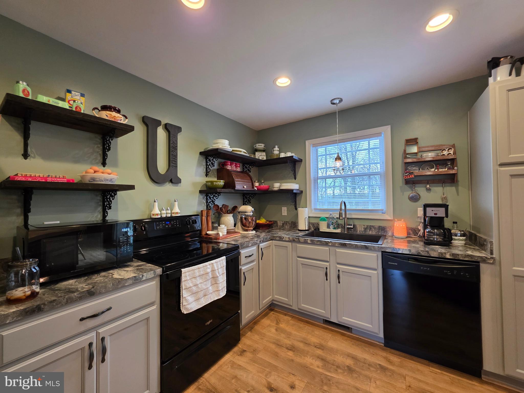 CRESCENT ORCHARDS - Residential