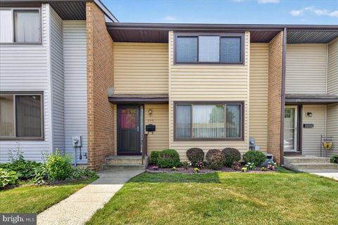 Townhouse For Sale - 255 Probasco Road<br/> EAST WINDSOR, NJ 08520