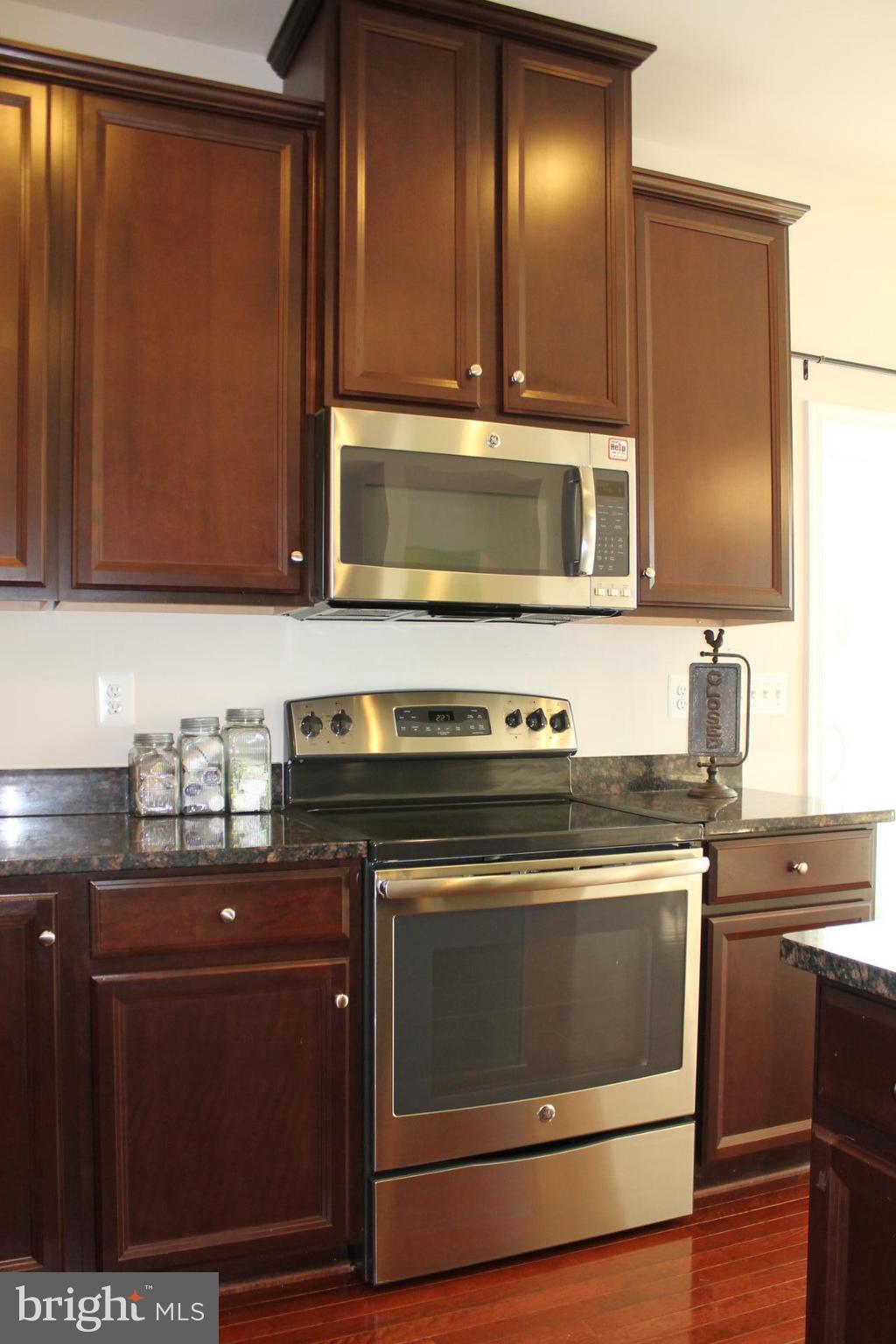 MAGNOLIA GREEN - Residential Lease