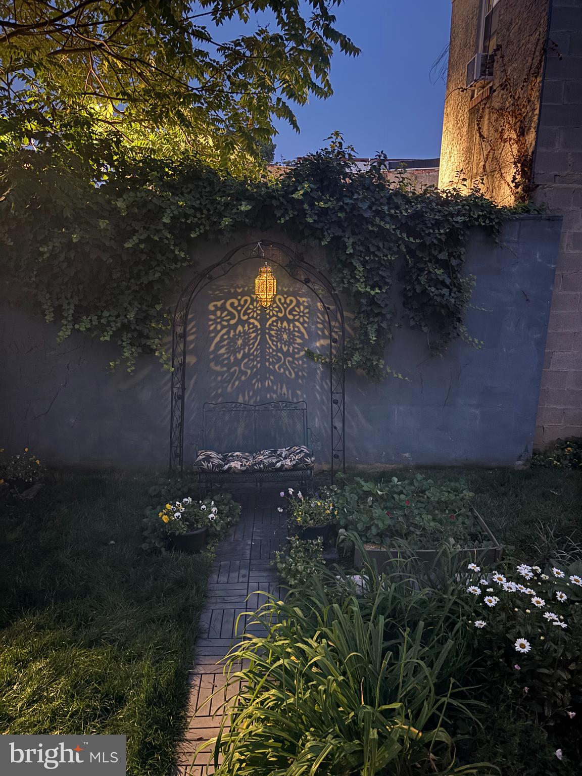 FRANCISVILLE - Residential