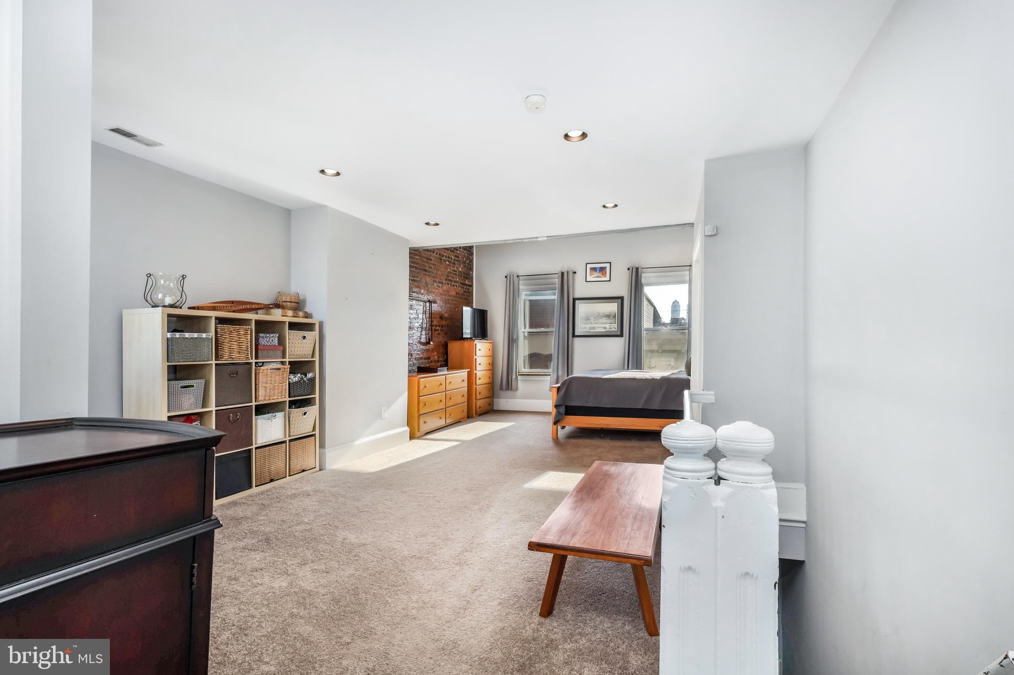 FRANCISVILLE - Residential