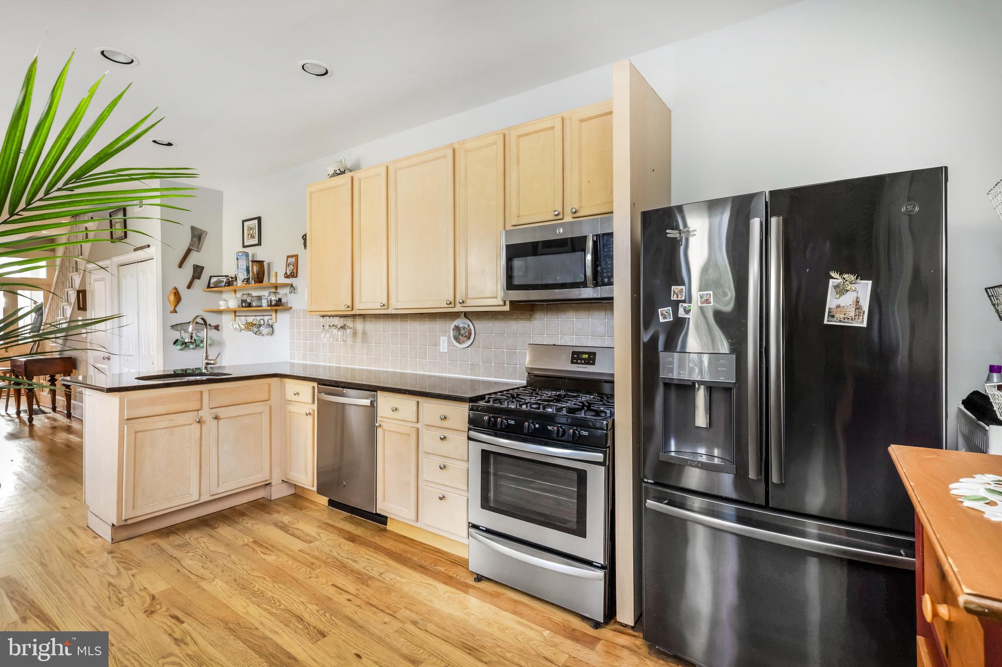 FRANCISVILLE - Residential