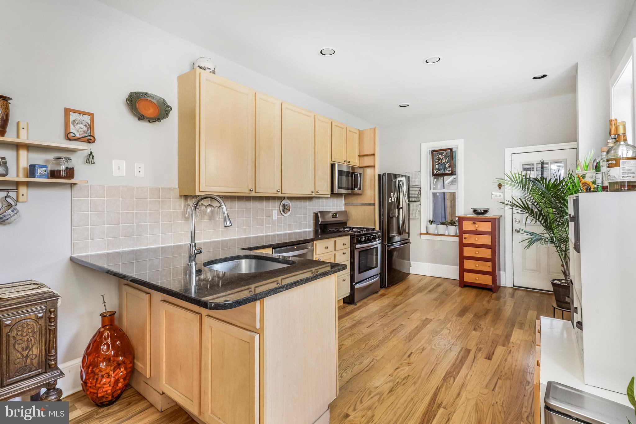 FRANCISVILLE - Residential