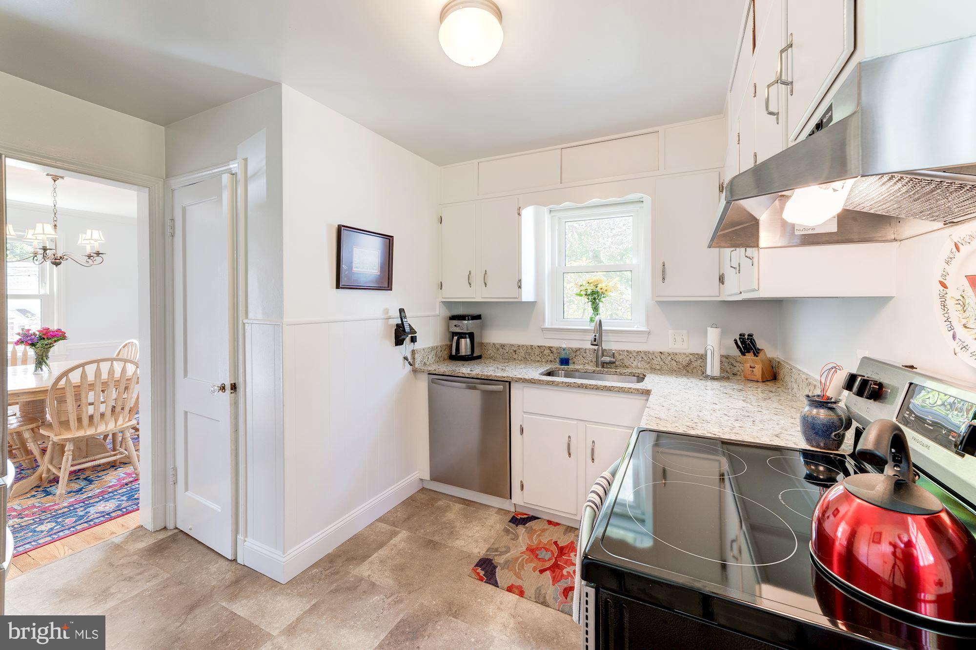 BERKSHIRE OAKWOOD - Residential