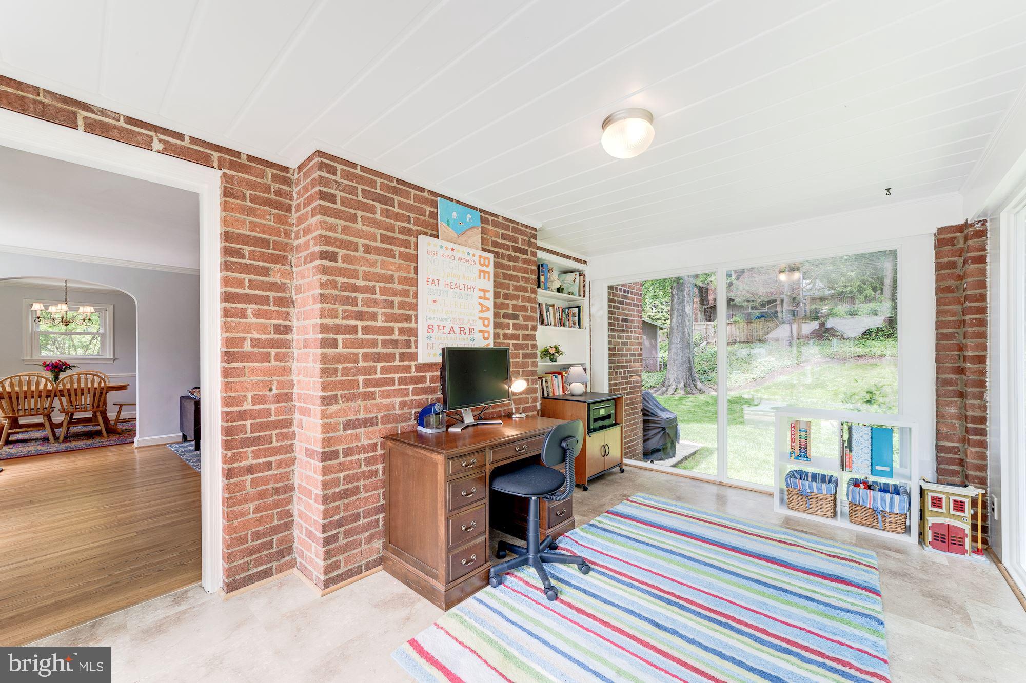 BERKSHIRE OAKWOOD - Residential