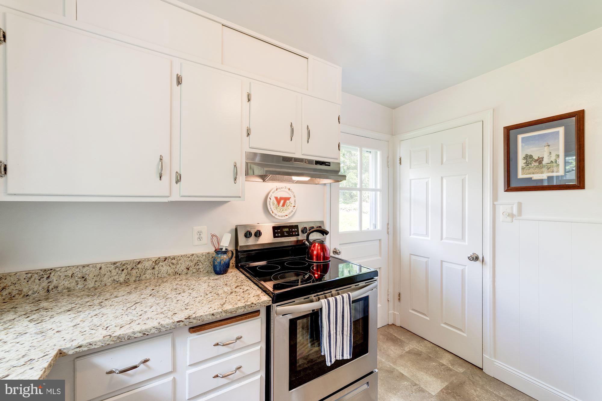 BERKSHIRE OAKWOOD - Residential