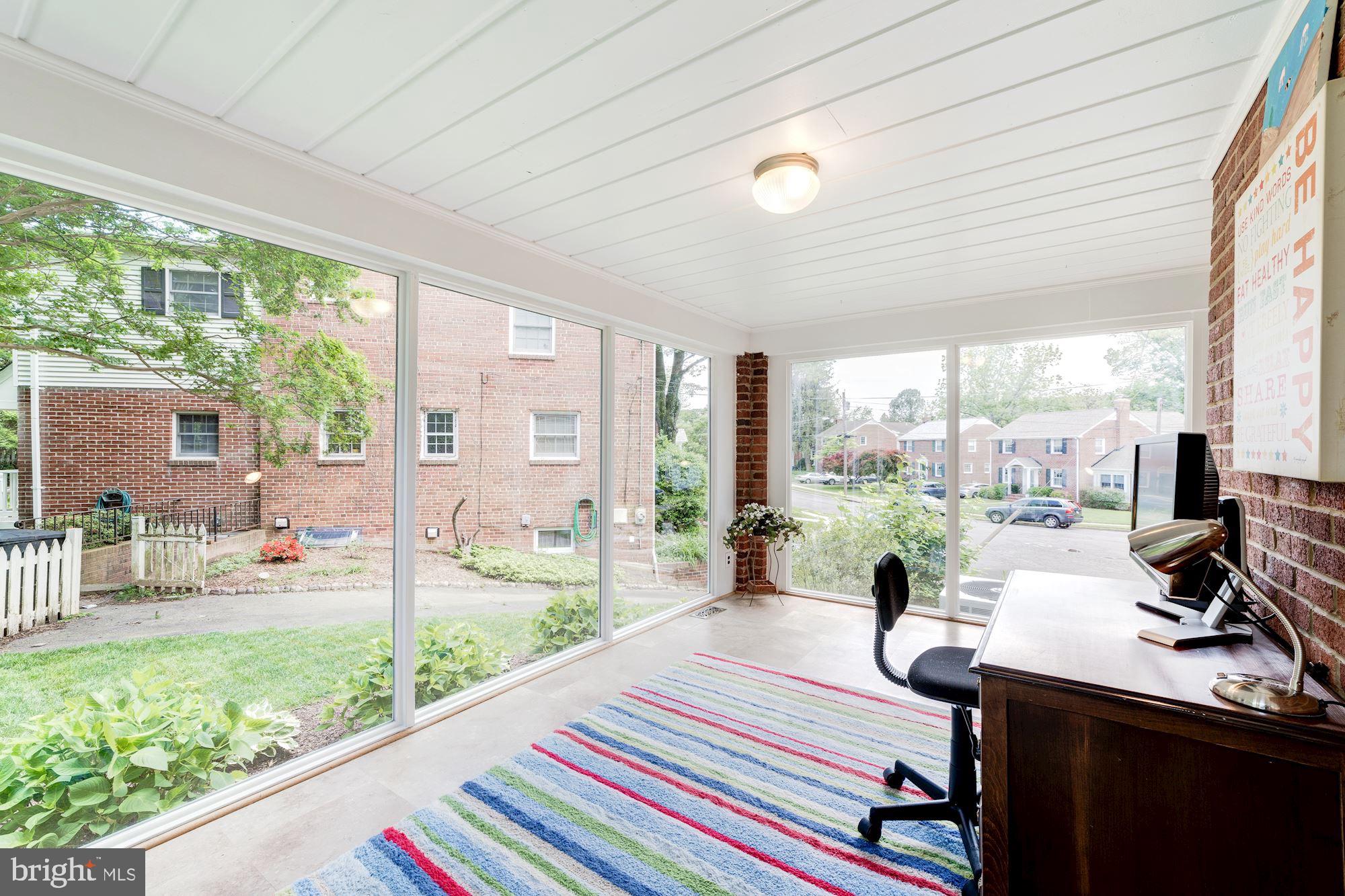 BERKSHIRE OAKWOOD - Residential