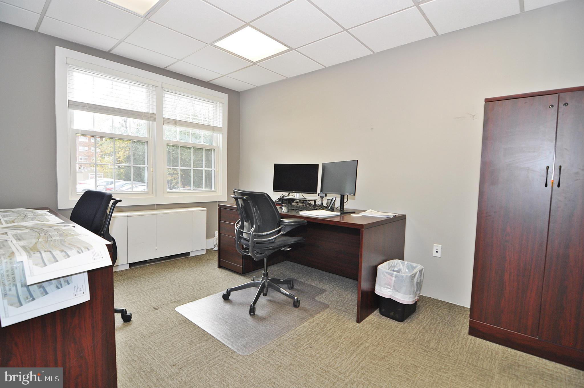 FALLS CHURCH CITY - Commercial Sale