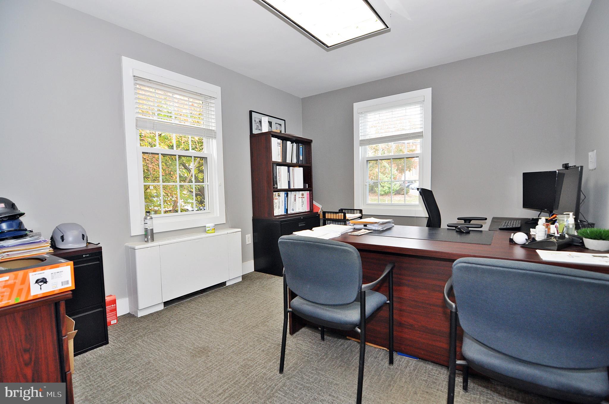 FALLS CHURCH CITY - Commercial Sale