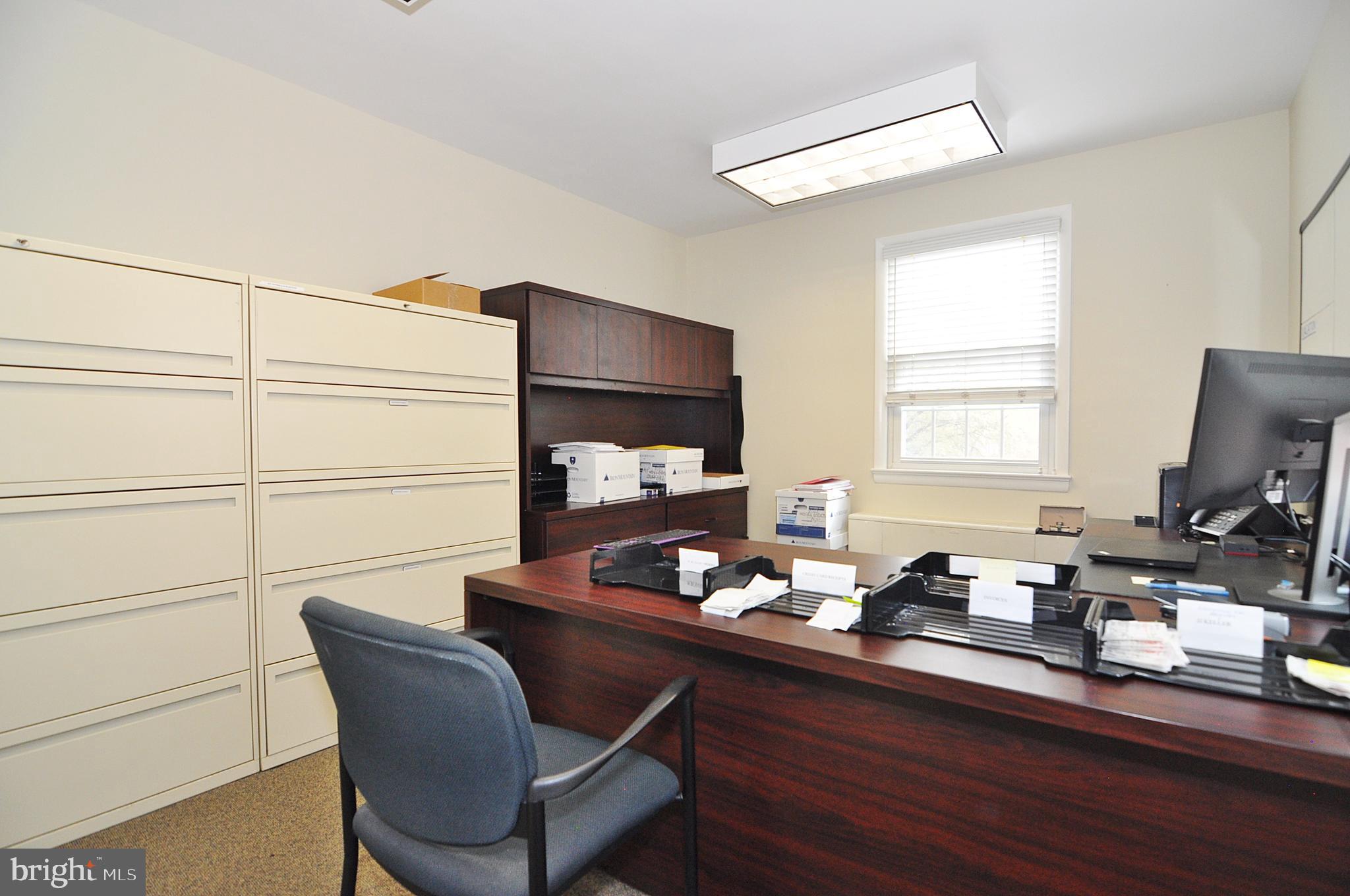 FALLS CHURCH CITY - Commercial Sale