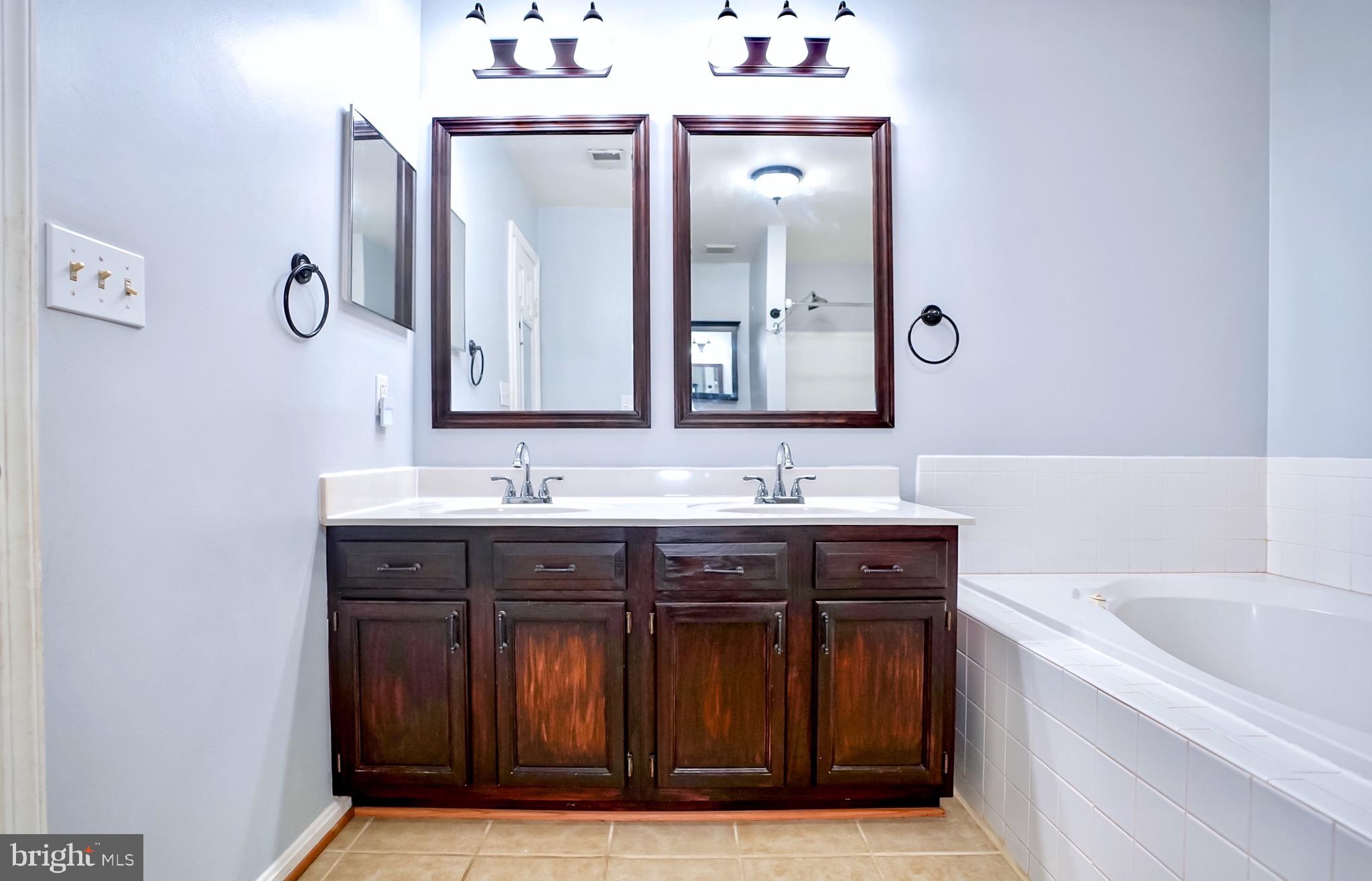 PARK RIDGE - Residential