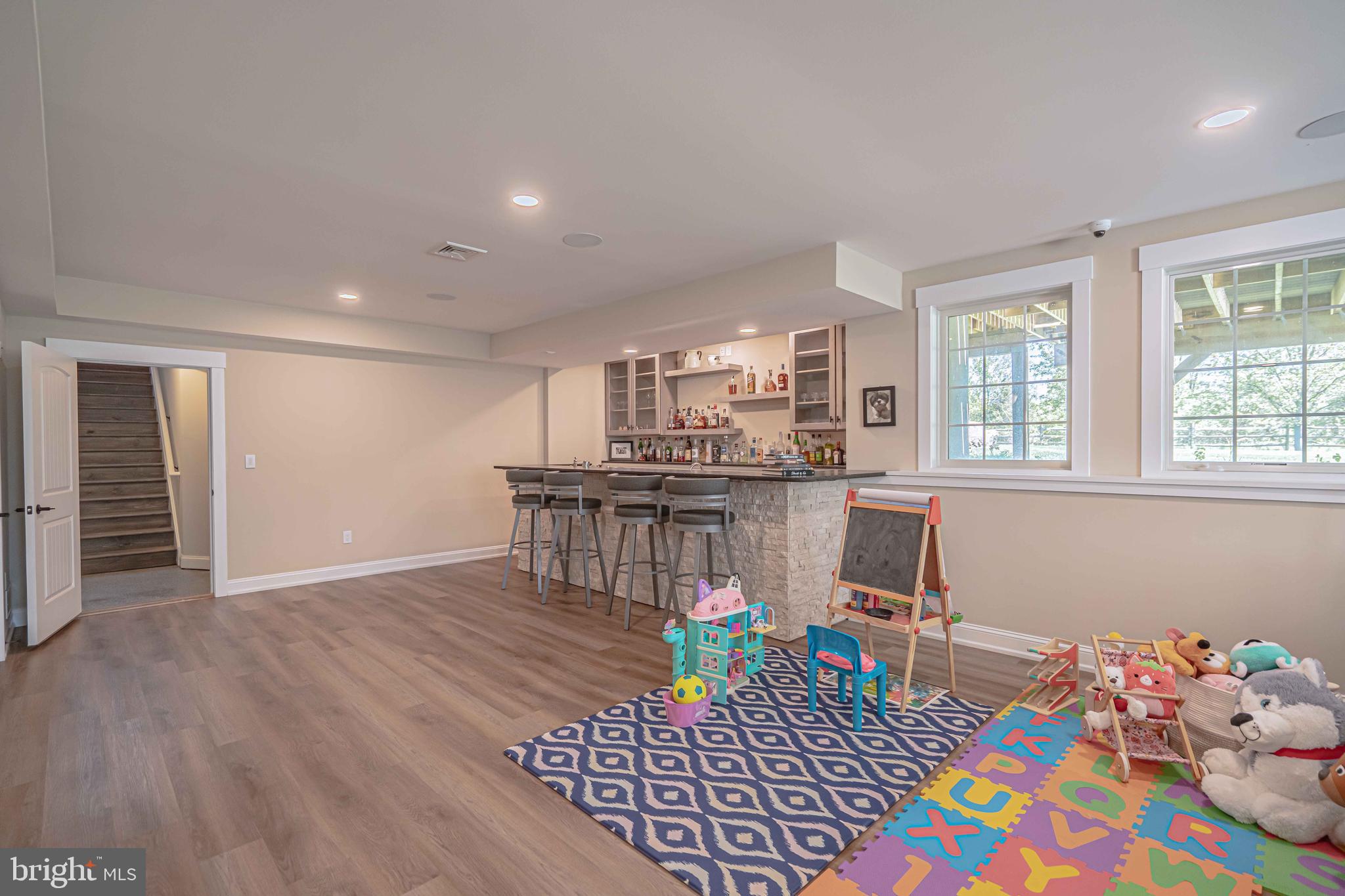 STONE BRIAR - Residential